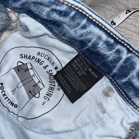 Buckle Black Light Blue Fit No 75 High Rise Shaping Distressed Bootcut Jeans 28 - Picture 9 of 11